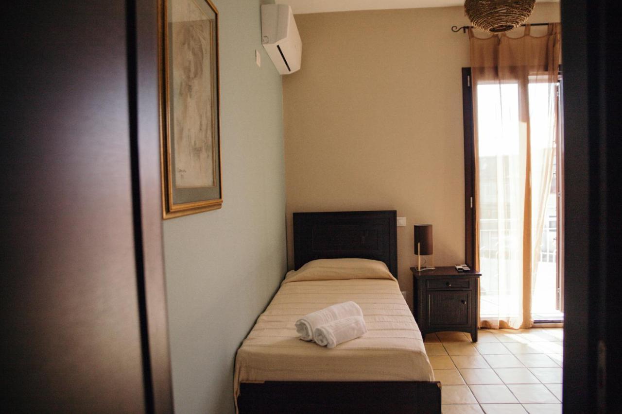 Bed and Breakfast Le Antiche Colonne Cinquefrondi Екстер'єр фото